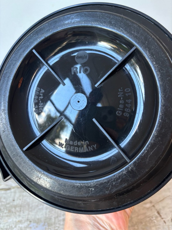 Thermos Emsa Rio degli anni '80 con caratteristico design conico 'Memphis' in turchese e nero (foto 7 di 10)