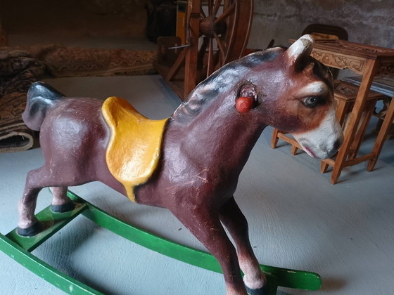 Image 1 of Cheval à bascule en carton des années 1950