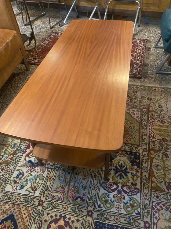 Image 1 of Mahonie-Houten-Salontafel aus der Mitte des Jahrhunderts 