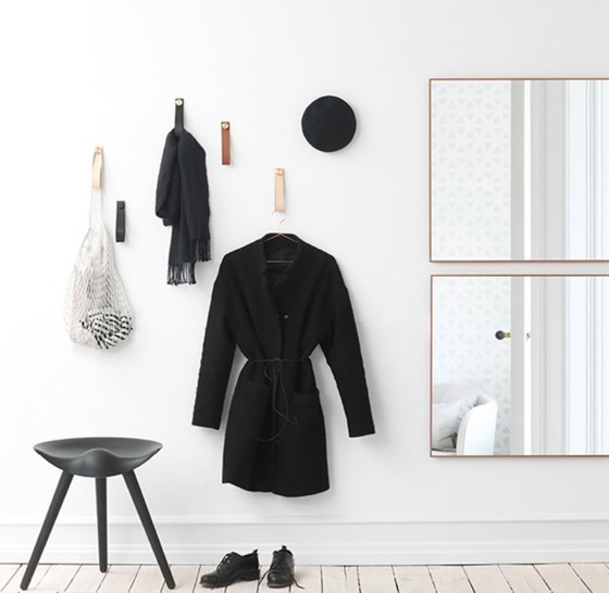 Image 1 of Hooks from By Lassen