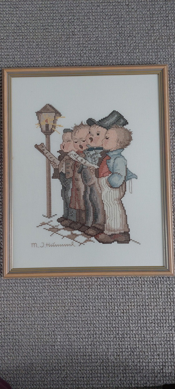 Image 1 of Gestickte Hummel-Gemälde