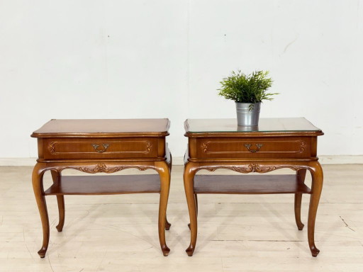 Chippendale nachtkastje / vintage bijzettafel / nachtkastje uit het midden van de vorige eeuw / jaren 60