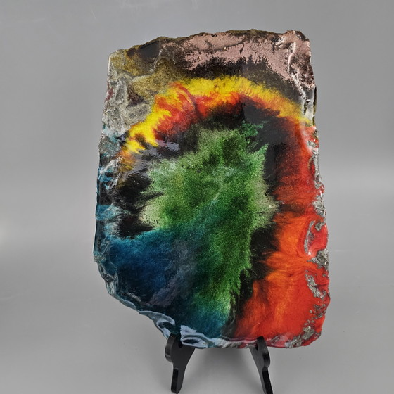 Image 1 of Vintage West-Duitse Fat Lava Muurplaquette Gemaakt Door Vulkan Keramik / Ostara Fliesen. Kleuren: Rood, Geel, Blauw En Groen.