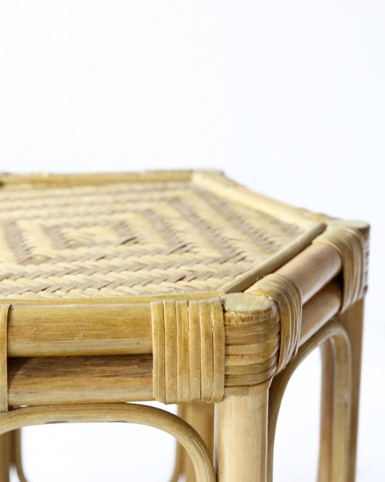 Bamboo & Raffia Hexagonal Nesting Tables, 1960s, Set of 3 – Side tables, Vintage (photo 4 of 6)
