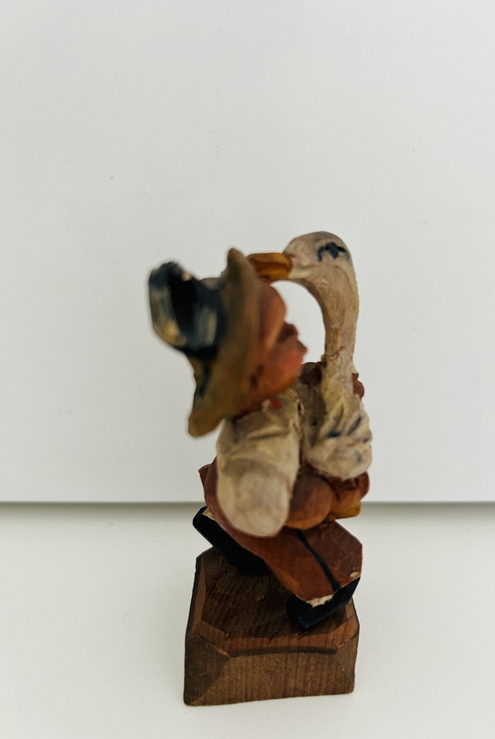 Image 1 of Jonglerie de la main à la main, à l'intérieur et à l'extérieur de l'appareil