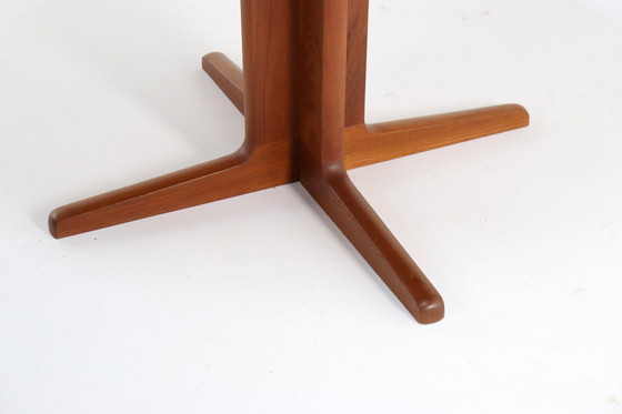 Image 1 of Ronde 2X Verlengbare Deense Massieve Eettafel 'Havbro' Vintage