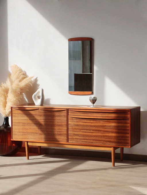 Vintage-Möbel aus Zebrano- und Walnussholz von Morris of Glasgow