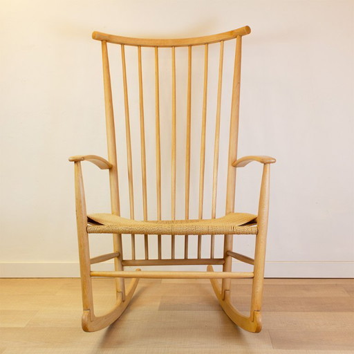 Sedia a dondolo vintage in stile Hans Wegner, anni '60