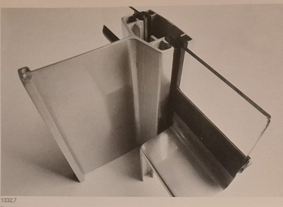 Image 1 of Jean Prouvé: sección de refuerzo de 18 cm - CIMT 1962