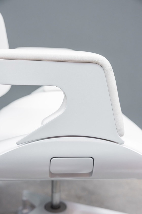 Image 1 of Voorzitter van de Interstuhl Silver-vergadering