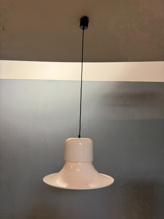 Image 1 of Weiße Hängelampe „Campana“ von Joe Colombo für Stilnovo, Italien, 1970er Jahre
