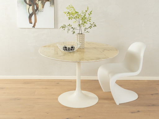 Marmeren eettafel Tulip, Lübke