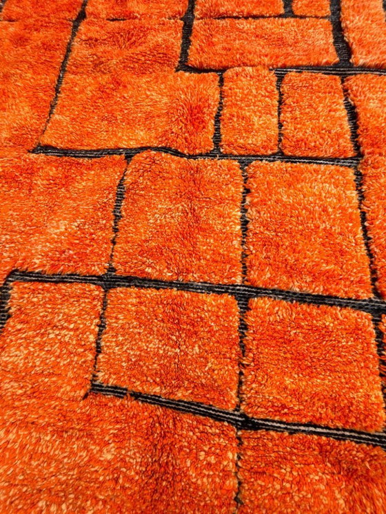 Image 1 of Alfombra marroquí naranja hecha a medida de 200 cm x 300 cm.