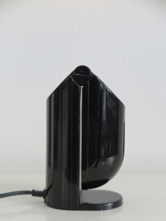 Zwart-witte plastic Tafellampen, Italië, jaren '60, set van 2 – Kunststof (photo 15 of 26)