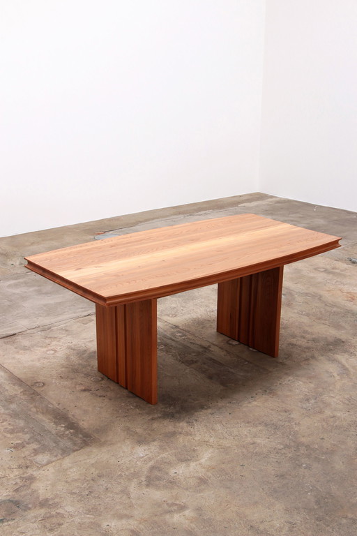 Grande table de salle à manger ou de réunion dans le style de Pierre Chapo,1960 France