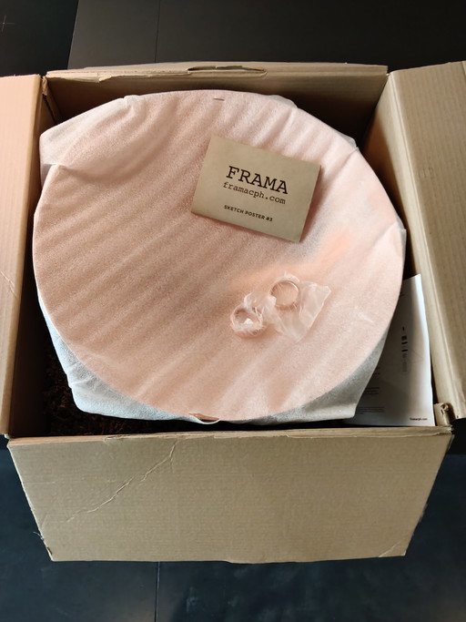 Suspension Frama à abat-jour conique en cuivre