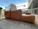 Hay Mags souple. Canapé en cuir cognac.