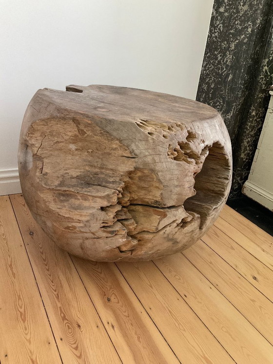 Image 1 of Bijzettafel boomstronk tropisch hardhout