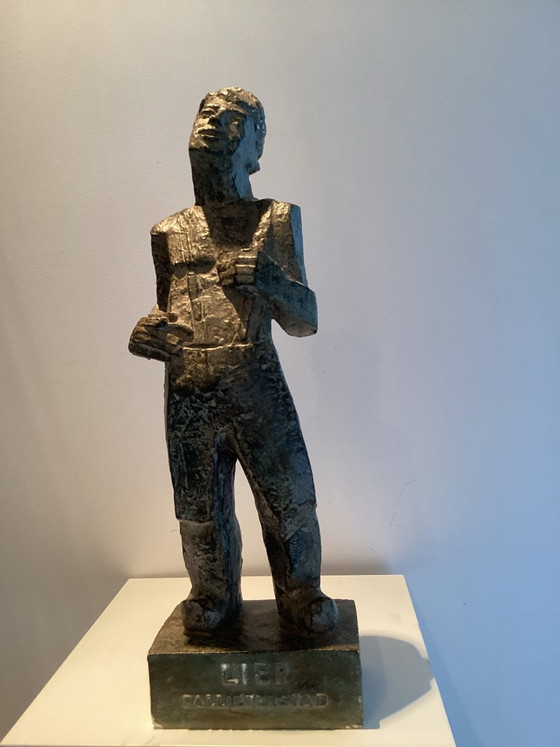 Rare Patinated Plaster Sculpture “Lier Pallieterstad”. Circa 1986., Other, Brown (photo 3 of 9)