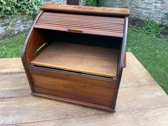 Image 1 of Meuble à volets pour votre bureau Meuble radio art déco 1923 français