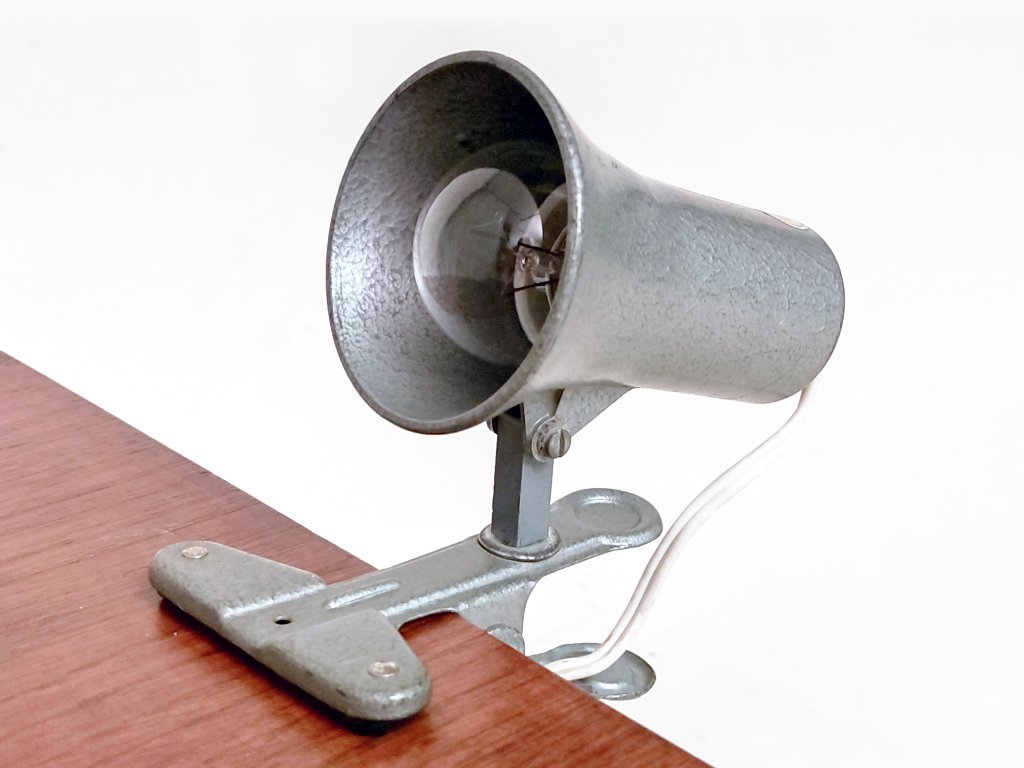 Lampada a morsetto Lita spot design industriale