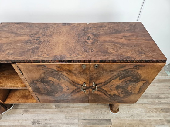Image 1 of Art Deco dressoir van walnoot en wortelhout met aluminium onderstel, 1940