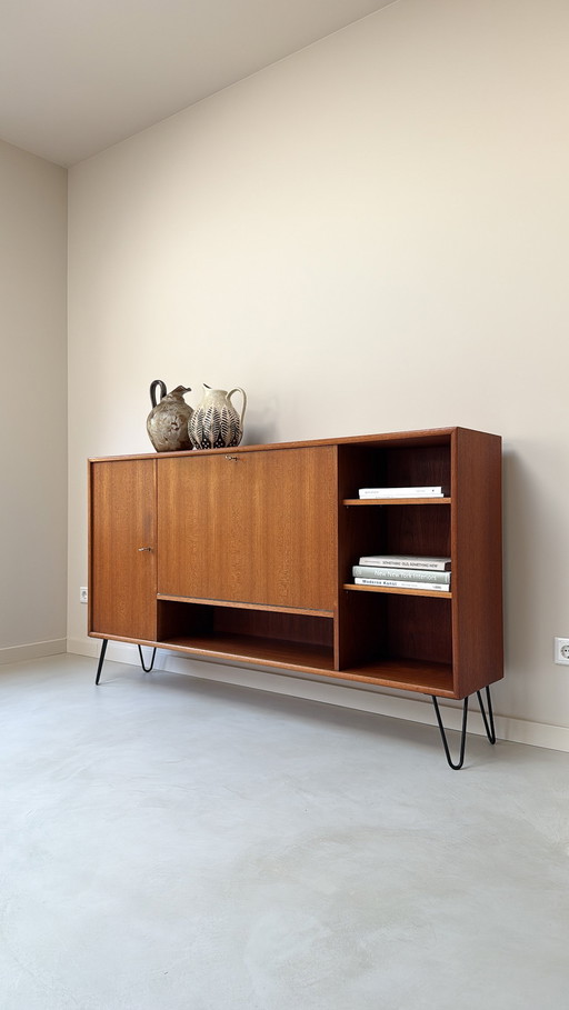 Buffet vintage en bois / buffet haut