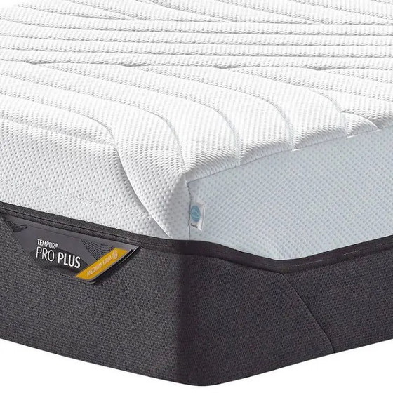 Image 1 of Nieuwe Tempur Pro® Plus CoolQuilt Matras - 90 x 210 - 25 cm Hoog - Medium Firm