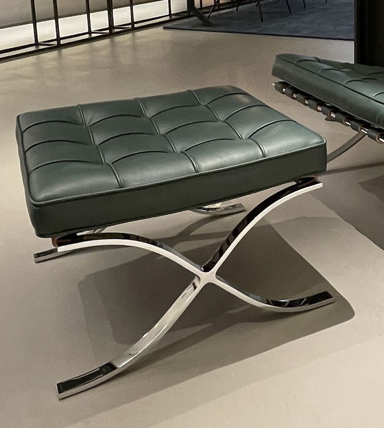 Image 1 of Knoll Set Barcelona New-Never Used Black Leather Design by Ludwig Mies Van Der Rohe and Lilly Reich 1929