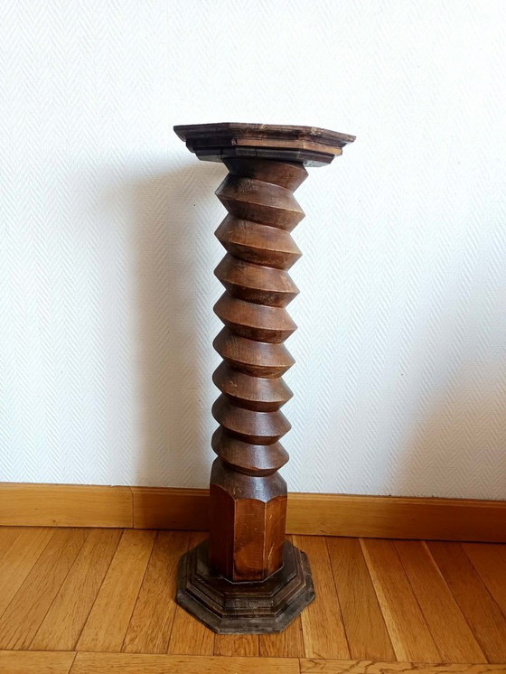 Image 1 of Schroefbare persstandaard van gesneden hout