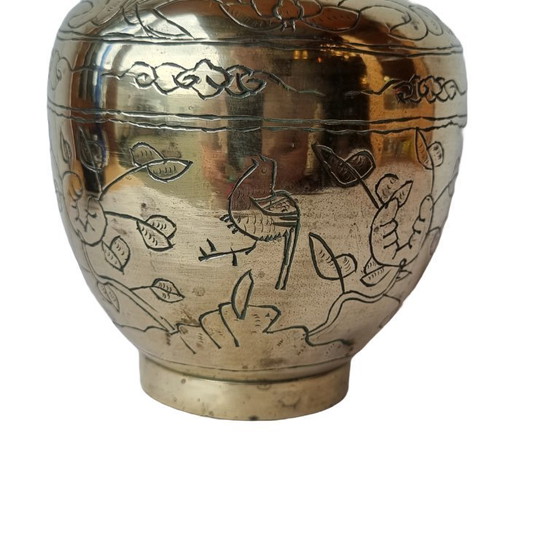 Image 1 of Vaso cinese di metà secolo in ottone