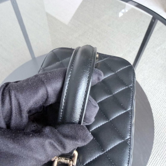Image 1 of Chanel Trendy CC Vanity, schwarzes Lammleder, goldene Beschläge, Mikrochip