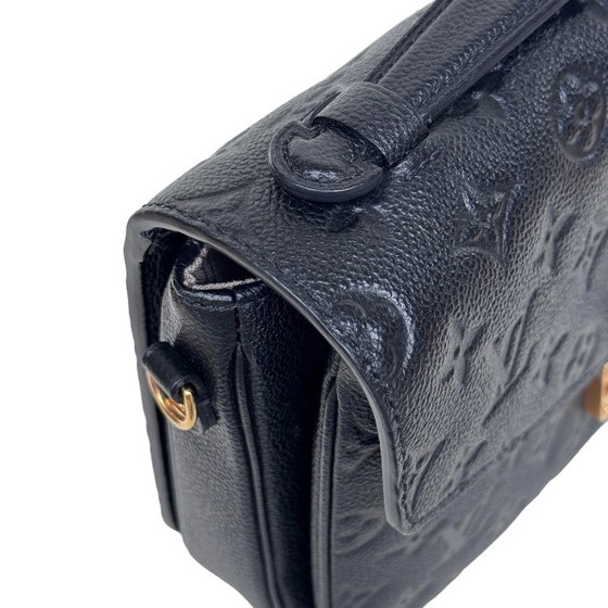 Louis Vuitton Pochette Metis – Borse a tracolla, Calfskin (photo 7 of 12)