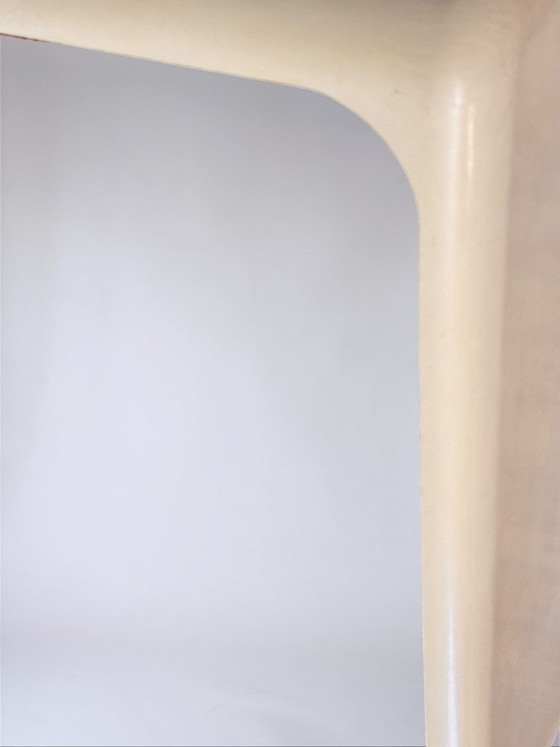 Image 1 of Tavolino da caffè Artemide Giano anni '70 – Design italiano Space Age in ABS – 70×70 cm – Firmato