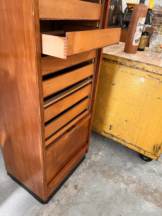 Image 1 of Roldeur kast