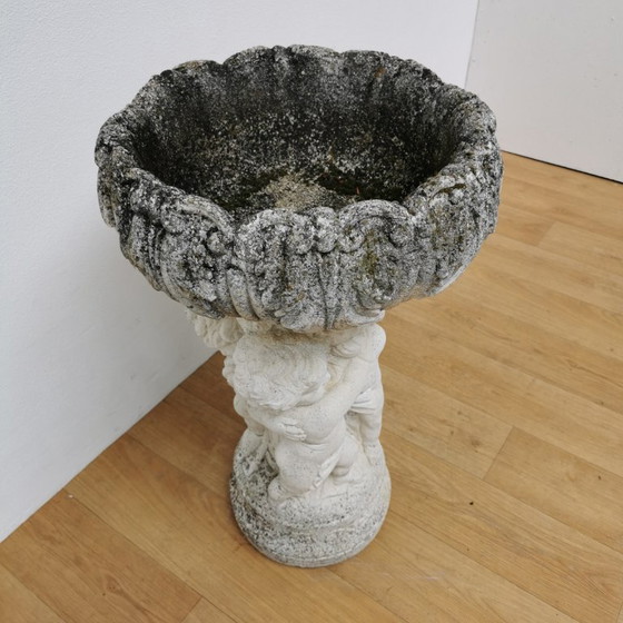Image 1 of Caja de flores de jarrón de jardín de piedra antigua, jardinera de hormigón