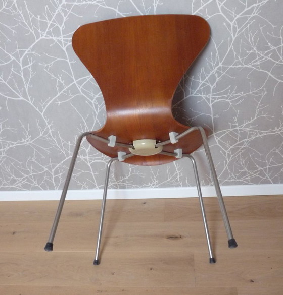 Image 1 of Sedia Mod.  3107 Arne Jacobsen TECK