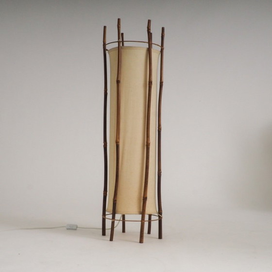 Große Stehlampe aus Bambus und Leinen von Louis Sognot – Stehleuchten, Textile (photo 4 of 17)