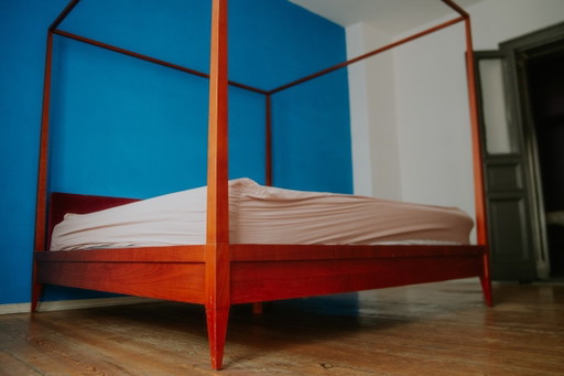 Valentino four-poster bed by Morelato, designed by Centro Ricerche MAAM. – tweepersoonsbedden, Wood (photo 2 of 5)