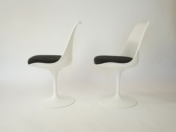 Image 1 of Set van 2 eetkamerstoelen van Eero Saarinen voor Knoll International 1970 vintage