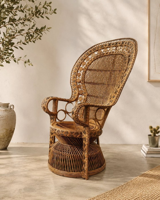 Image 1 of Vintage pauwenstoel van natuurlijk rotan — jaren 70