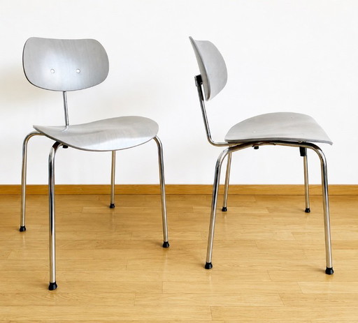 Pair of Original Egon Eiermann SE68 Chairs by Wilde + Spieth – Vintage Stackable Dining Chairs, Grey Mid Century German Design