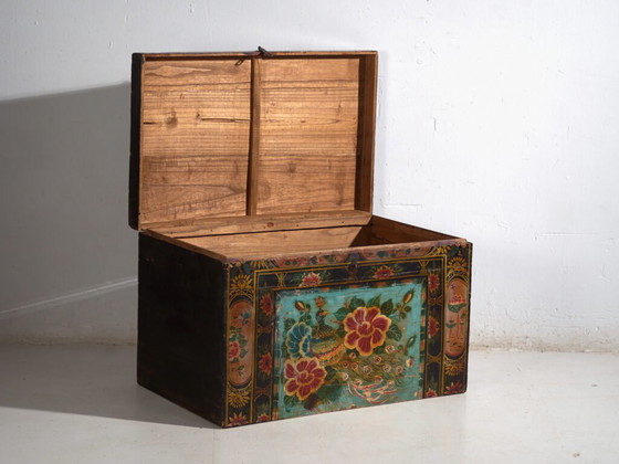 Baule cinese antico dipinto in legno di pino – Cina, circa 1900 – Armadi contenitori (photo 20 of 40)