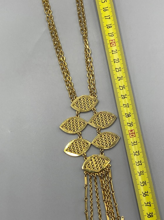 Vintage Gold-Tone Long Necklace with Articulated Pendant and Tassels – Decorative Objects, Metal (photo 6 of 6)