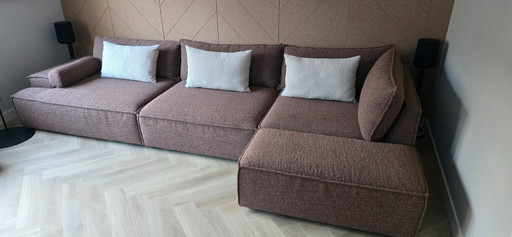 Sofá moderno modelo Dahpne de Sofacompany.