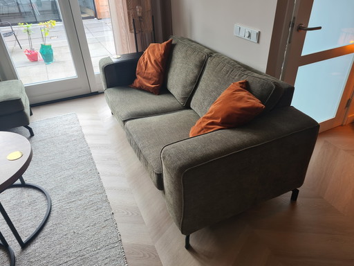 Canapé avec pouf, 4 ans