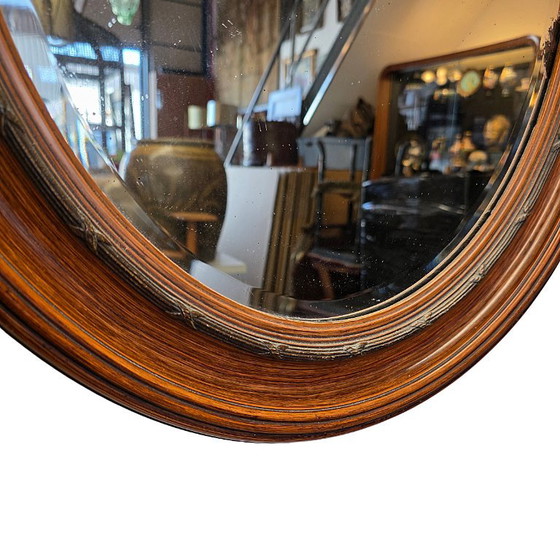 Antiek Ovale Klassieke Facet Geslepen Spiegel, Circa 1900 – Wood (photo 3 of 6)
