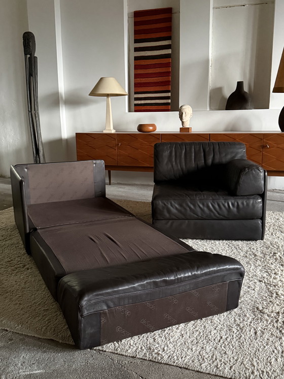 Image 1 of Sofá cama DE SEDE DS-76 de 2 plazas, piel de búfalo, marrón oscuro, Suiza, años 70