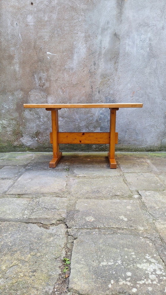 Image 1 of Charlotte Perriand Mesa de comedor Les Arcs