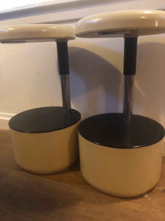 Image 1 of 2 Hocker / Barhocker Velca legnano Milan